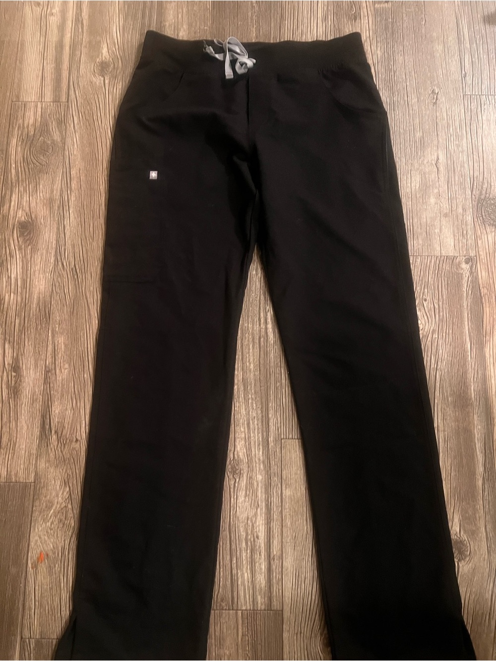 FIGS Kade Cargo Black Scrub Pants S/T